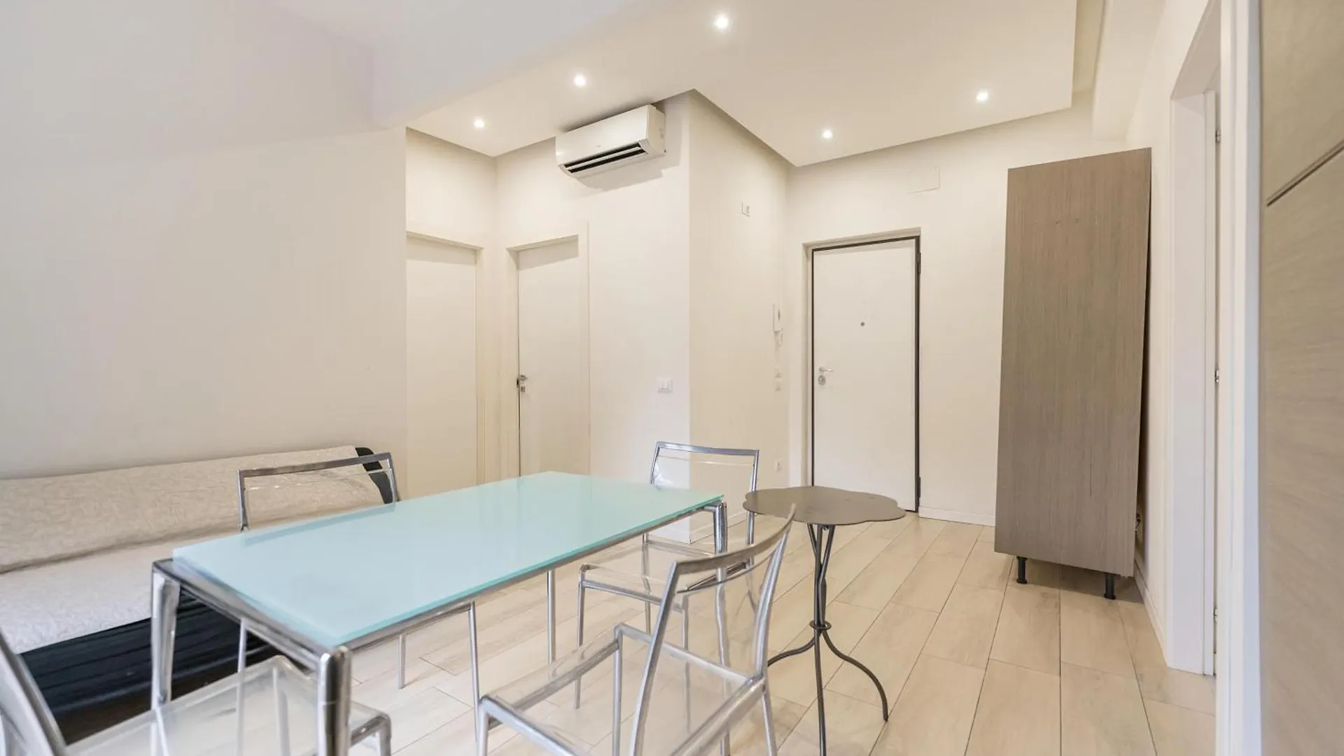 Roberto Flat - 10 Minuti Da Fiera Di Verona Apartman