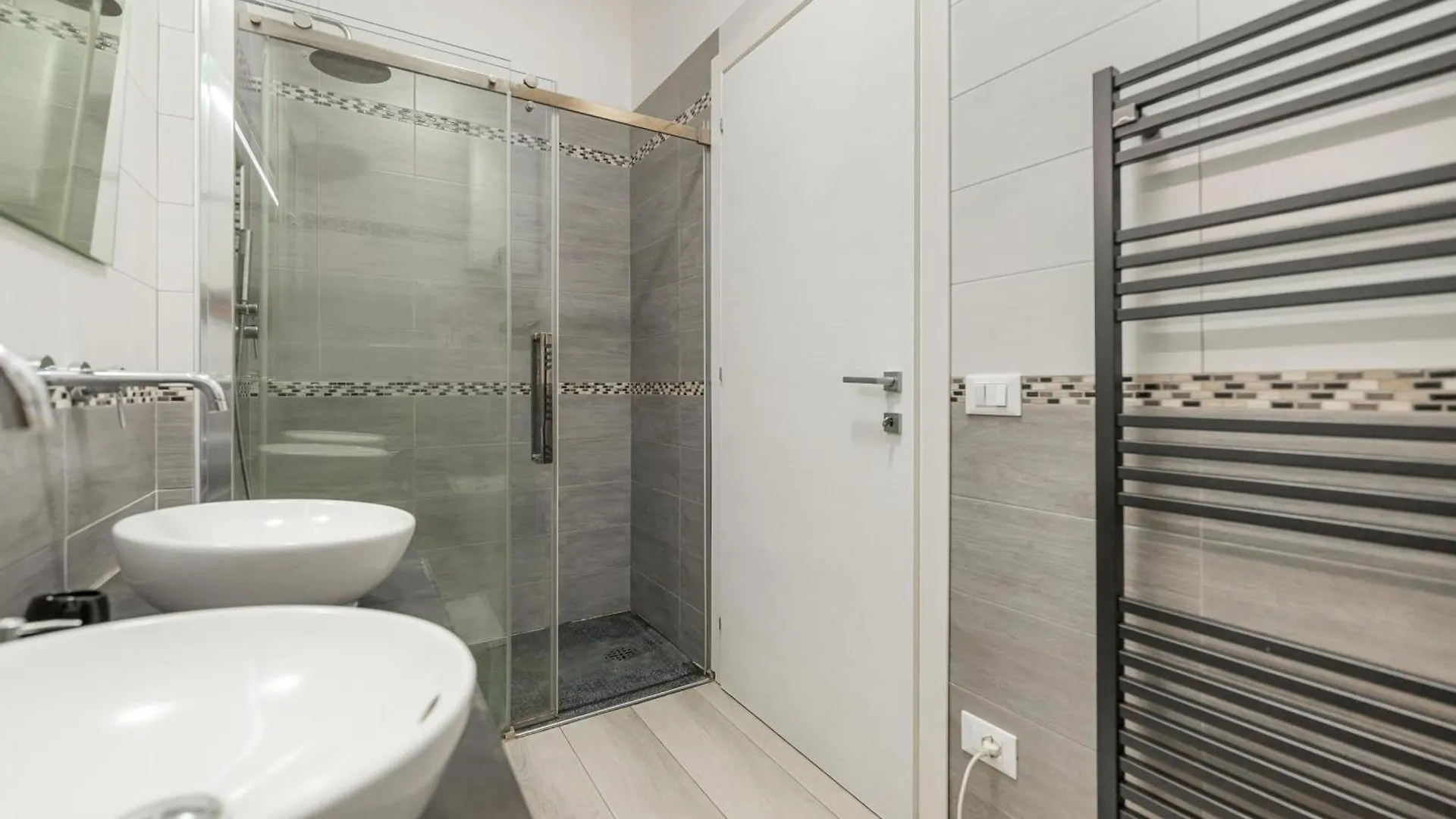 Roberto Flat - 10 Minuti Da Fiera Di Verona Apartman